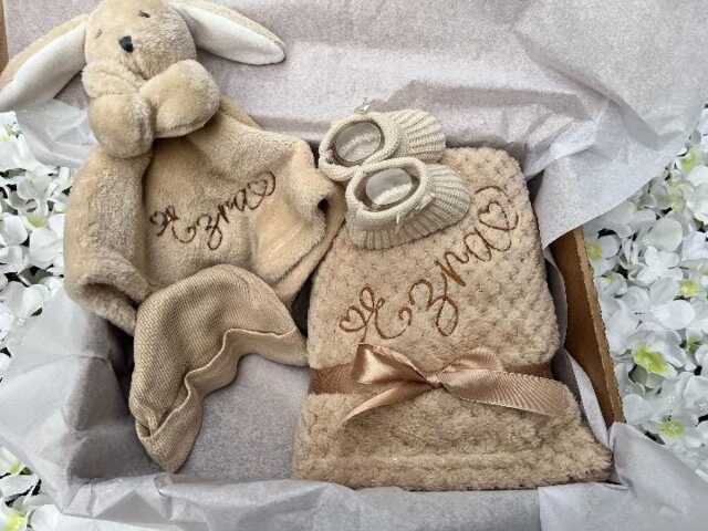 Personalised Baby Gift Box Blanket Hat Toy Booties Embroidered Shower Newborn Bunny Rabbit