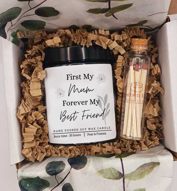 Mum Friend Soy Candle Gift Set Scented & Matches For Her Birthday - image 1