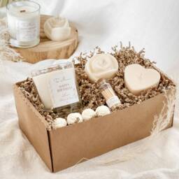 Personalised Soy Candle Gift Set - Rose, Heart, Melts, Matches Mothers Day Hamper - thumbnail 3