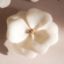 9 Porcelain & Gold Pompon Flowers For Wall Decoration - thumbnail 1