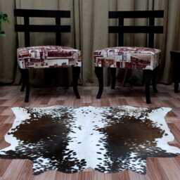 Medium Cowhide Rug - Luxurious Dark Brown & White Hair-On Leather For Modern Living - 44x49 Inches - thumbnail 3