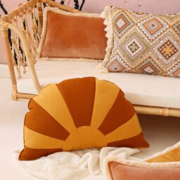 "Sun Pillow ""Caramel By The Sea" - thumbnail 2