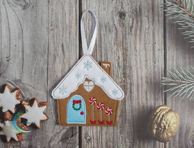 Gingerbread House Christmas Tree Decorations, Christmas Ornaments, Felt Decorations