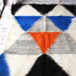 Hand Hooked Wool Shaggy Rug Scandinavian Nursery Decor - 55x79In - thumbnail 2