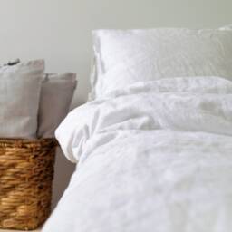 Linen Bedding Set, White Linen With Ties - thumbnail 2