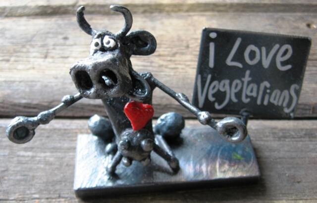 Vegetarian Cow Sculpture Made From Recycled Steel - image 1