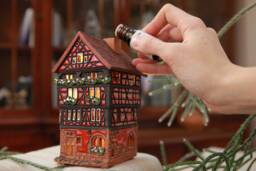 Handmade Ceramic Tealight Holder - Miniature Of The Original House in Colmar - thumbnail 1