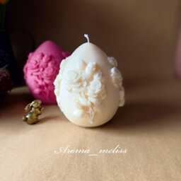 Floral Easter Egg Candle Handmade Soy Wax Decor - thumbnail 2
