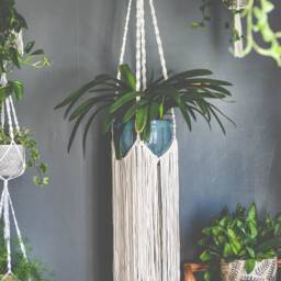 Extra Large Macrame Plant Hanger, Plant Pot Holder, Indoor Room Decor, Fringe Hanger, Holder - thumbnail 3