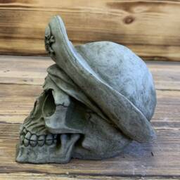 Stone Garden Pirate Skull Gothic Human Head Ornament Statue - thumbnail 2