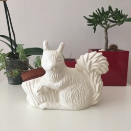 Ceramic Squirrel Pot - Ready To Paint Flower Planter Diy Planters For Home D??cor & Gifts - thumbnail 3