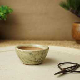 Handmade Green Mame Bonsai Pot. 6.5cm Diameter, 3cm High. G2512 - thumbnail 2