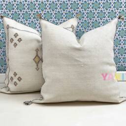 Yakiti-White Square Moroccan Pillows 20x20, Aka Cactus Silk Pillow, Decorative Pillows, Sabra Pillows, Decor Designer Cactus Silk - thumbnail 2