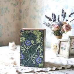 William Morris Oak Pen Holder, Decoupage Floral Desk Organiser, Bathroom Utensil Holder Pot - thumbnail 2