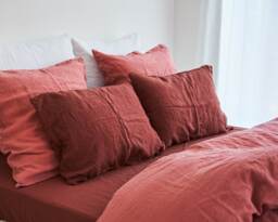 Linen Pillowcase Set Envelope Pillow Covers, Wrinkled Texture - thumbnail 1