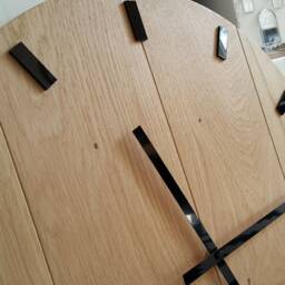 Large Wall Clock, 19 - thumbnail 4