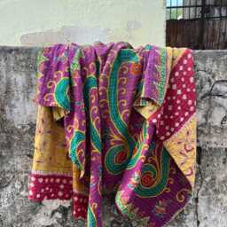 Handmade Reversible Cotton Kantha Quilt Colorful Boho Bedspread - thumbnail 3