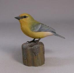 Blue-Winged Warbler Hand Carved Wood Bird - thumbnail 1