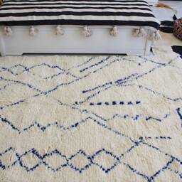 Authentic Moroccan Wool Rug, Blue Patterns. Beni Ourain Berber Floor Seating Carpet, Bedside Bohemian Hand Woven Wool - thumbnail 3