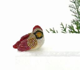 Cardinal Bird Female Miniature Beaded Figurine - thumbnail 1