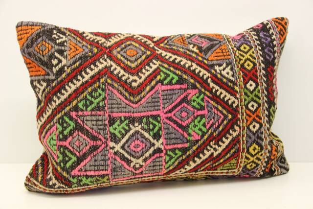 Turkish Kilim Pillow Cover 16x24, Vintage Wool Lumbar Cushion - image 1