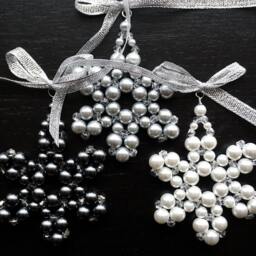 Modern Christmas Tree Ornaments Set Of 3 Pearl Beaded Snowflakes Crystal Star Stocking Stuffer Folk Christmas Decor - thumbnail 3