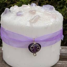 Goddess Crystal Garden Candle With Amethyst Charm - thumbnail 3