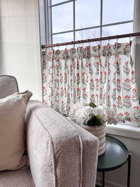 This Red Poppy Fresh Lacefield Double Pleated Cafe Curtain Block Print Floral Cotton Linen Blend - image 1