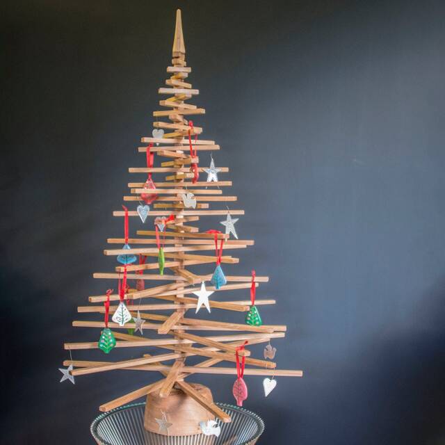 Alternative Oak Christmas Tree - 2Ft Tall - image 1