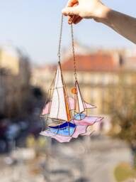 Pink Stain Glass Suncatcher Boat Ship Home Decor Window Wall Nautical Modern Christmas Mothers Gift House Picture Hangings Ocean Sea