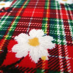 Red Green Pillow Cover Throw Cushion, 18x18 Tartan Daisy Design - thumbnail 3