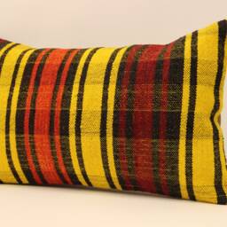 Handmade Turkish Kilim Lumbar Pillow Cover, Vintage Wool 12x20 - thumbnail 3