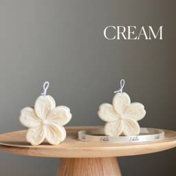 Sakura Flower Candle Scented Soy Wax Sculptural Candle - thumbnail 3