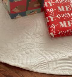 White Quilted Christmas Embroidery Blank, 100% Cotton Tree Skirt Heirloom Keepsake Gift - thumbnail 1