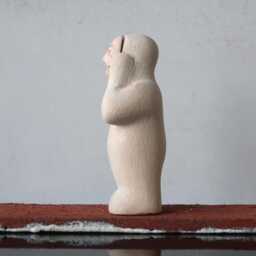 Person With Masks - Ceramic Figurine For Therapy & Sandtray - thumbnail 3