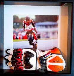 Moto-Gp Frame Racing Mm Tribute With Glove Signature, Biker Gift , Home Decor, Mancave - thumbnail 1
