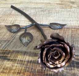 Handforged Iron Rose, Blacksmith Sculpture, Valentine's Day Gift - thumbnail 4