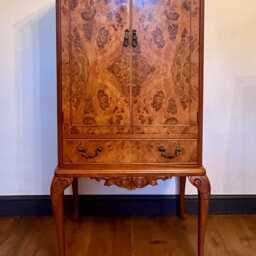 Vintage Queen Anne Burr Walnut Drinks Cabinet - Bespoke Home Bar Furniture - thumbnail 2