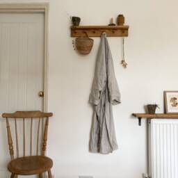 Shaker Peg Shelf Made From Solid Wood - Rail Coat Hook Kitchen Handcrafted Folkhaus - thumbnail 3