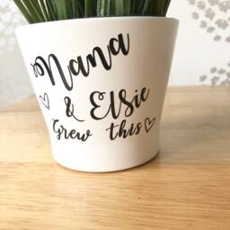 Personalised Plant Pot Planter Nana & Me Grew This - Nanny Gift Granny Nanna Grandma Gran Nannie Mummy - thumbnail 2