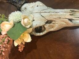 Resin Deer Skull With Spring Floral Crown - thumbnail 1