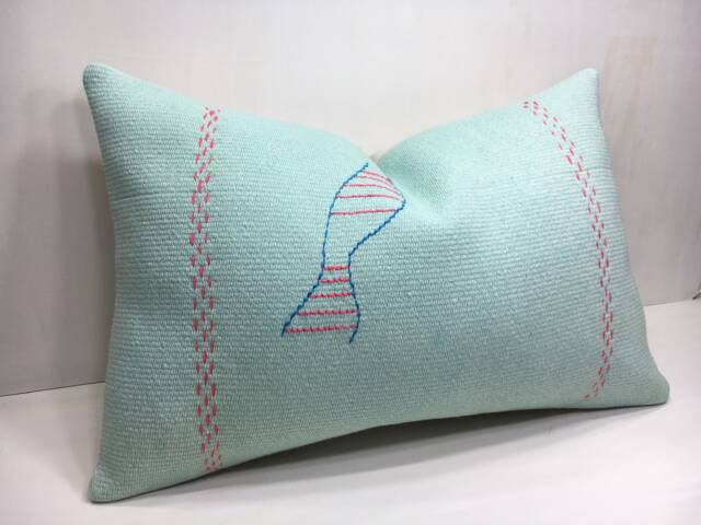 Vintage Kilim Lumbar Pillow, Handwoven Turkish Cushion Cover - 16x24 - image 1