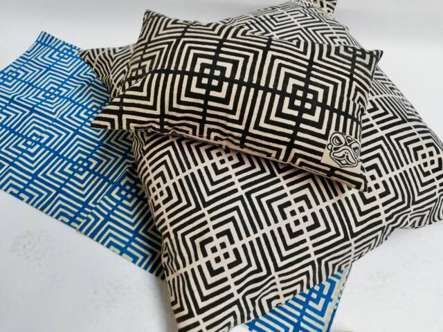 Hand Block Printed Cotton Pillow Cover Geometric Design - Kona Black - image 1