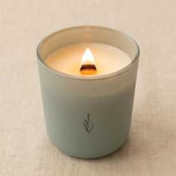 Sodalite Crystal Soy Candle, Wooden Wick Empowerment Aromatherapy, Bergamot Eucalyptus Mint Leaf - thumbnail 2