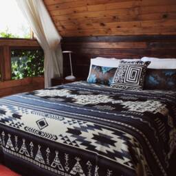 Handmade Reversible Alpaca Wool Blanket, Southwest Aztec Design - thumbnail 4
