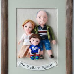 15Th Anniversary Gift Custom Family Sculpture - thumbnail 3