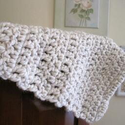 Chunky Knit Newborn Blanket Wheat Baby Posing Prop - 20x18 - thumbnail 4