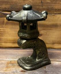 stone Garden Detailed Gold Small Japanese Pagoda Hand Cast Ornament Gift