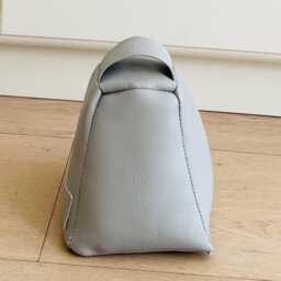 Hand Made Luxury Door Stop in Light Greay Coloured Leather, Out Of Filled With Sand. Cute & Practical. Great Gift - thumbnail 3