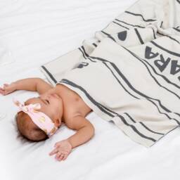 Personalized Organic Cotton Knit Baby Blanket - Fox Design, Handmade in Europe - thumbnail 3